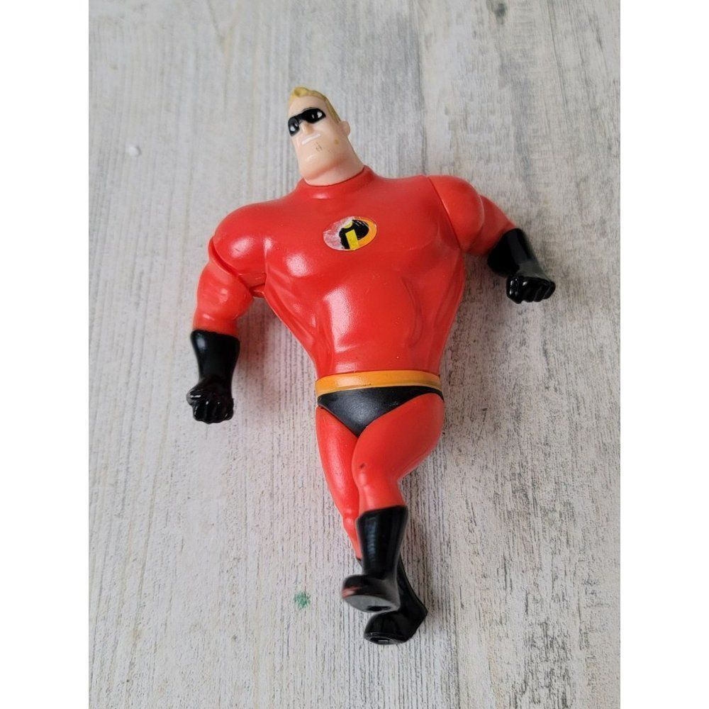 Disney McDonald's 2018 Bob superhero Incredibles Pixar toy figure